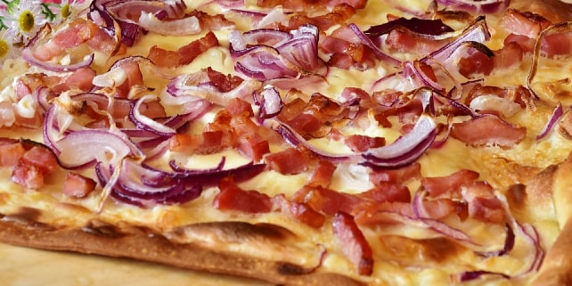 Deutsche Gerichte Flammkuchen Deutsche Gerichte Flammkuchen