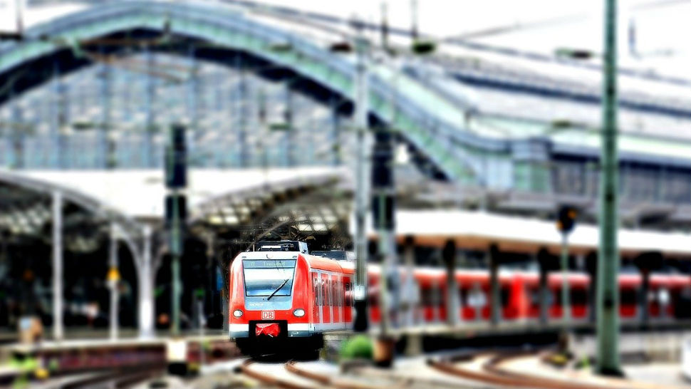 Bahnreise Sanfter Tourismus: Nachhaltig Reisen mit dem Zug